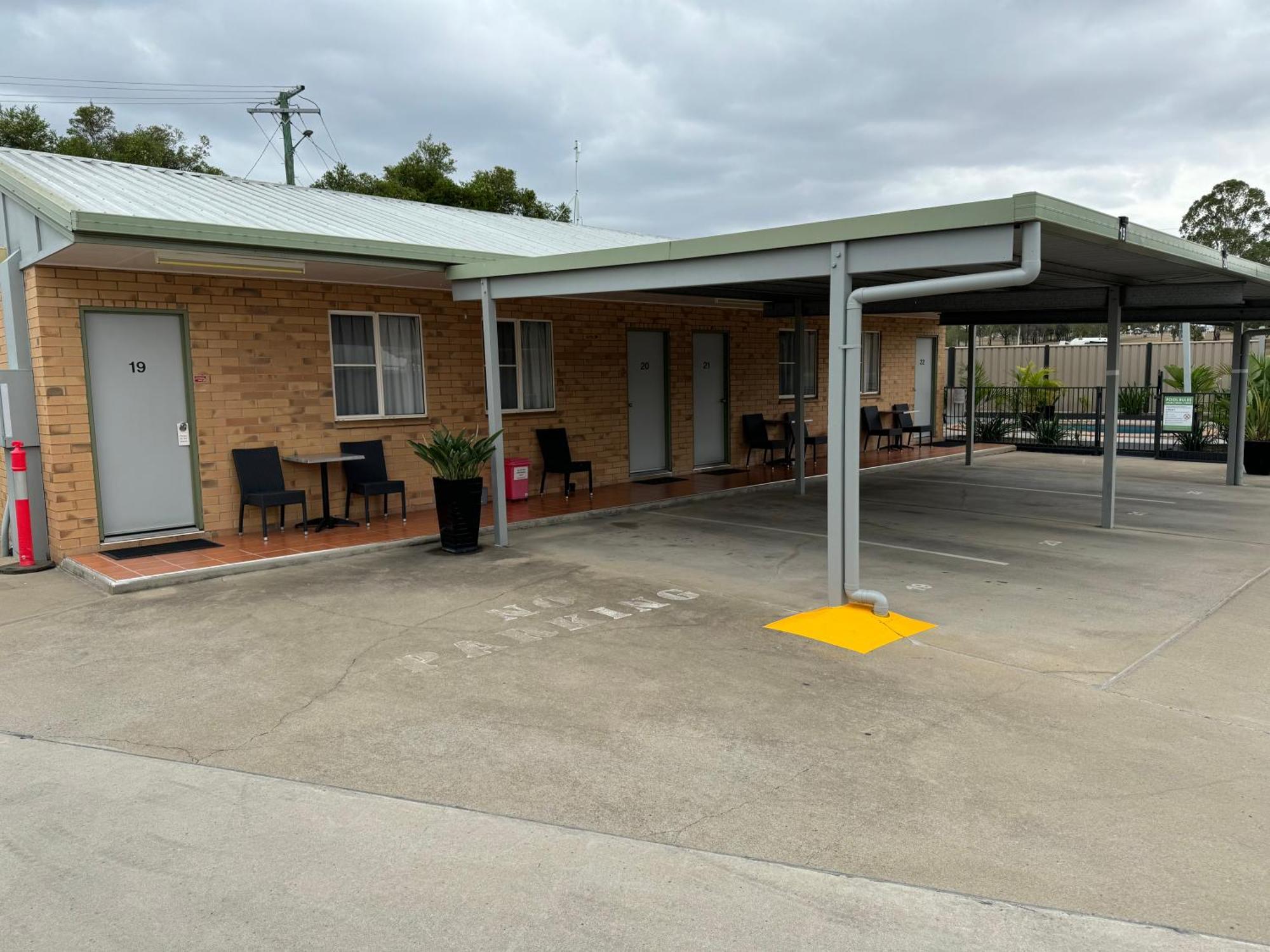 Raintree Motel Biloela Экстерьер фото