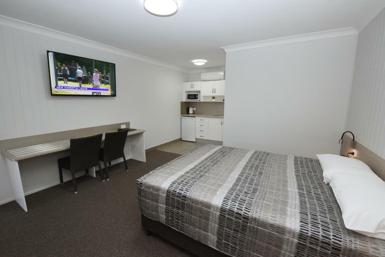 Raintree Motel Biloela Экстерьер фото